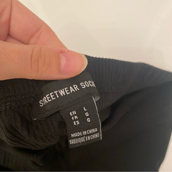 Black Ribbed Leggings - Picture 5 of 5